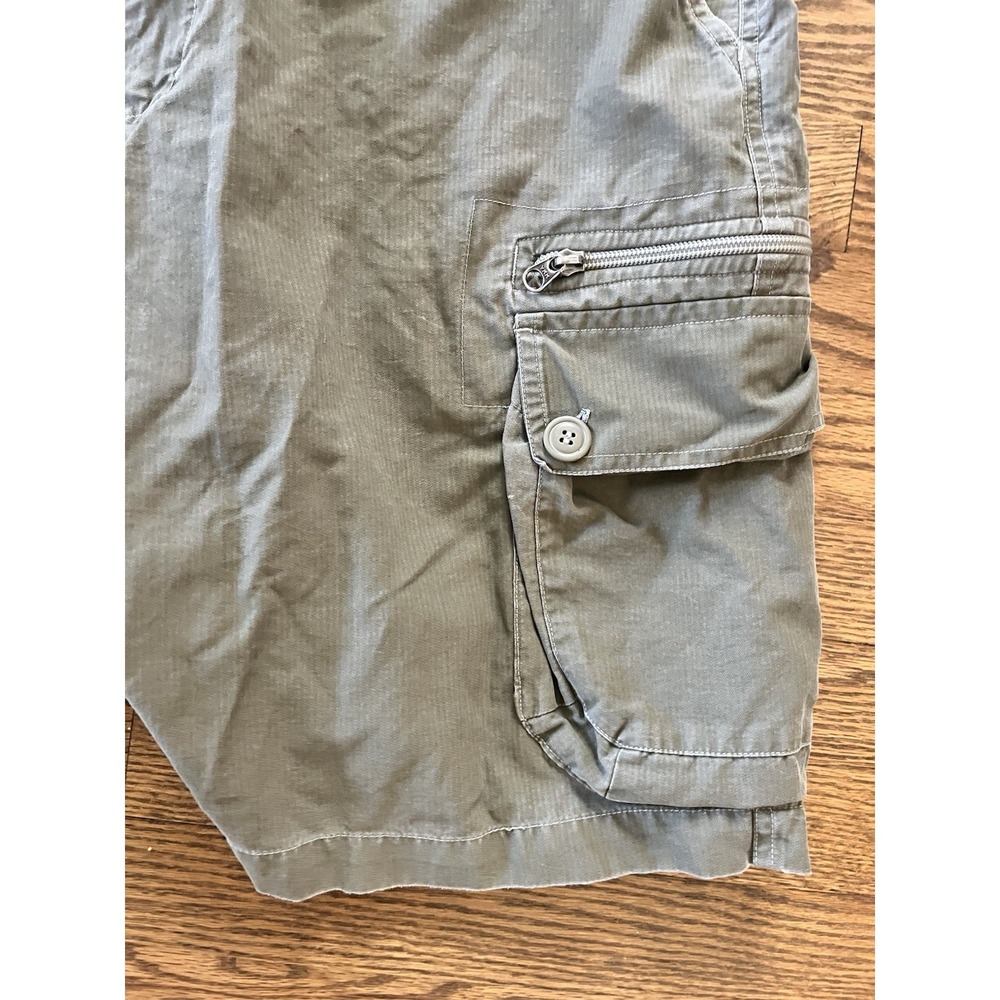KUHL Dry Cargo Shorts Pockets Adjustable Waist Khaki Green Outdoor Men's Medium - Picture 3 of 8
